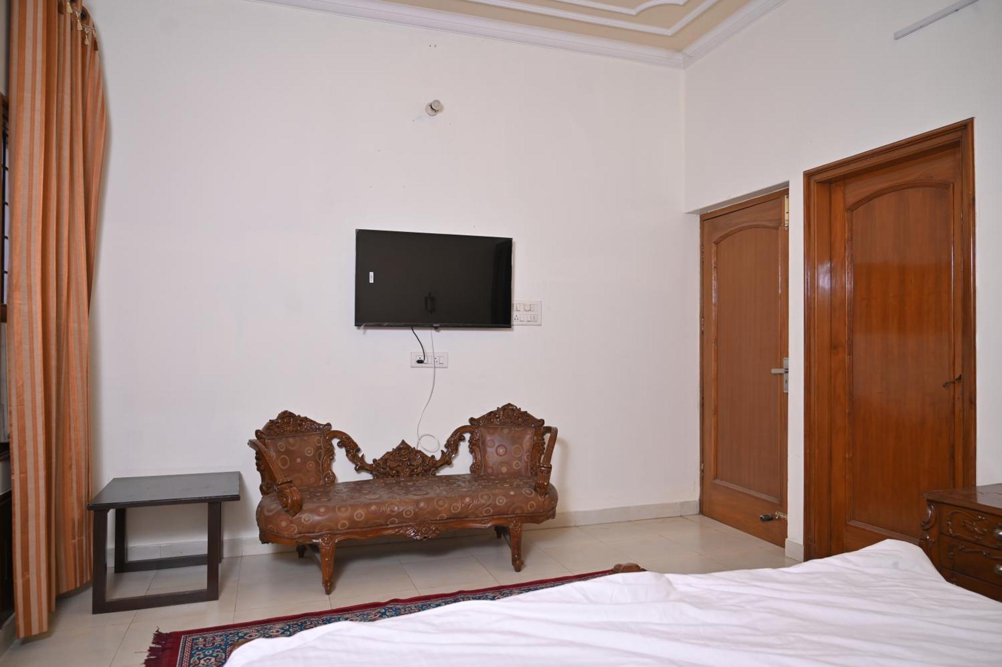 Paradise Island Amritsar Exteriör bild