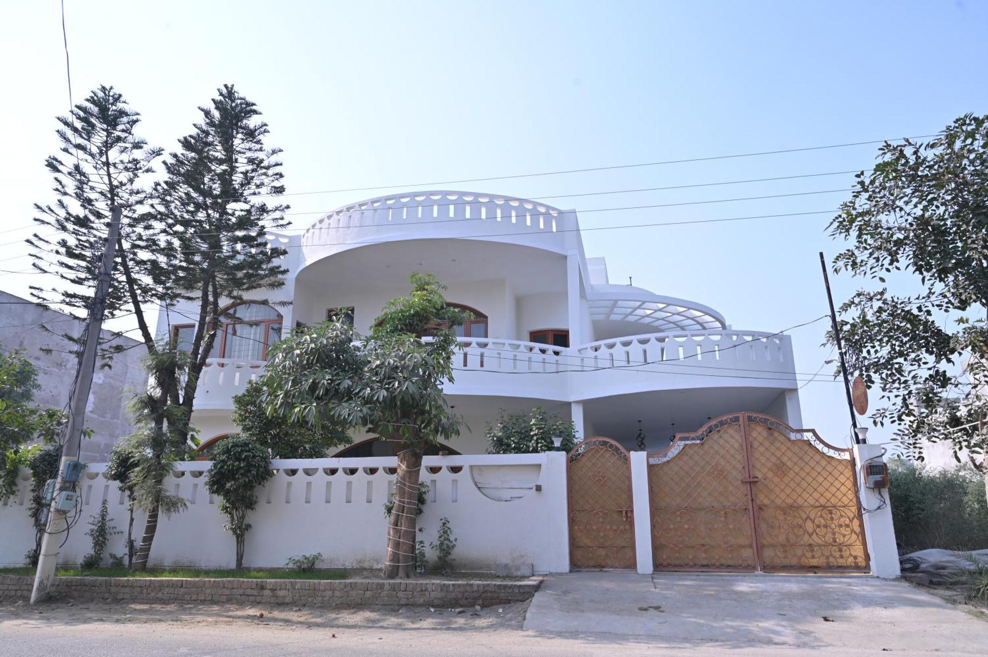 Paradise Island Amritsar Exteriör bild