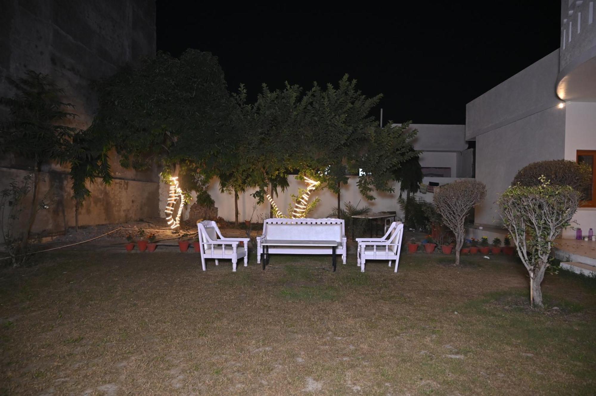 Paradise Island Amritsar Exteriör bild